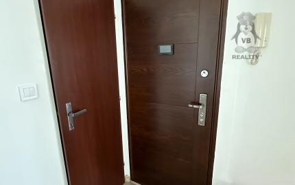 Byt 2+1 s loggiou sídl. Mier, Sp. Nová Ves