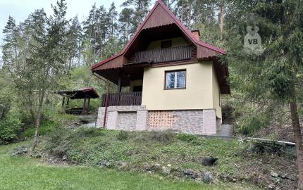 Chata s pozemkom na Čingove, okr. Sp. Nová Ves