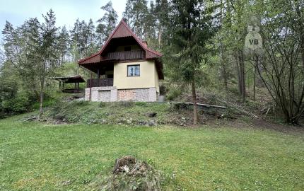 Chata s pozemkom na Čingove, okr. Sp. Nová Ves