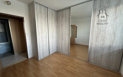 Byt 3+1 s loggiou sídl. Mier, Sp. Nová Ves