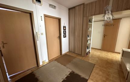 Znížená cena - Byt 4+1 s loggiou na sídl. Mier, Spišská Nová Ves