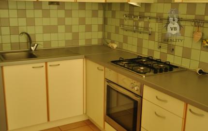 Prenájom bytu 3+1 s loggiou, Sp.Nová Ves