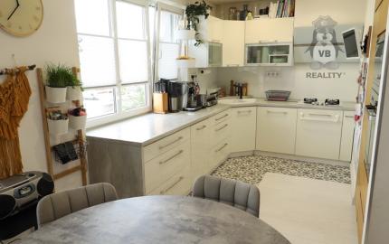 4 – izbový mezonetový byt s balkónom v centre mesta Spišská Nová Ves