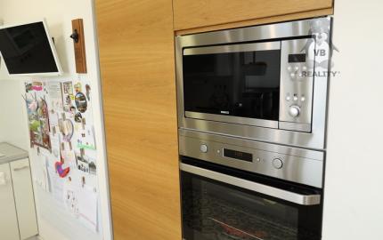 4 – izbový mezonetový byt s balkónom v centre mesta Spišská Nová Ves