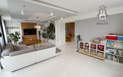 4 – izbový mezonetový byt s balkónom v centre mesta Spišská Nová Ves