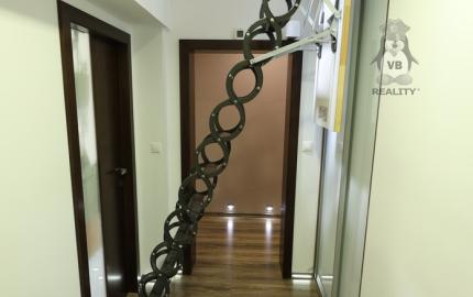 4 – izbový mezonetový byt s balkónom v centre mesta Spišská Nová Ves