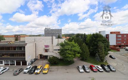 4 – izbový mezonetový byt s balkónom v centre mesta Spišská Nová Ves