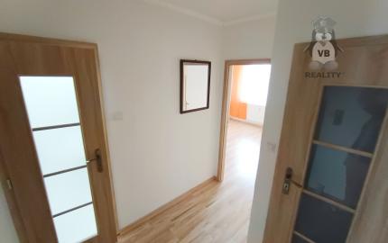 Prenájom- garsónka s balkónom, Michalovce