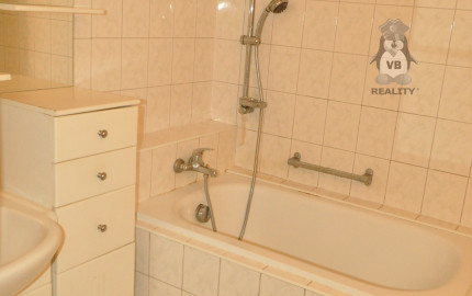 Byt 3+1 s loggiou, sídl. Mier, Sp.Nová Ves