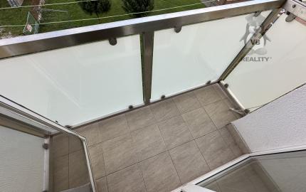 Byt 2+1 s balkónom centrum, Sp. Nová Ves