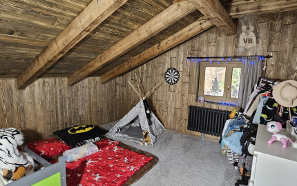 Zrubový rodinný dom v obci Hnilčík-Bindt, okres Sp. Nová Ves