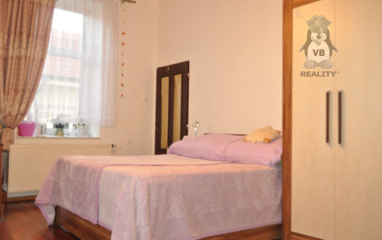 Veľkometrážný byt 3+1 s garážou v centre mesta Spišská Nová Ves