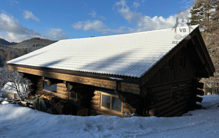 Zrubový rodinný dom v obci Hnilčík-Bindt, okres Sp. Nová Ves