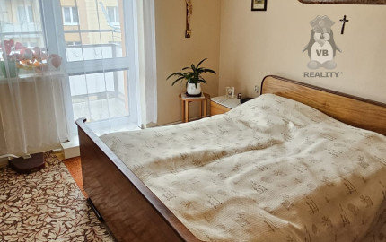 Tehlový byt 3+1 s balkónom v Gelnici