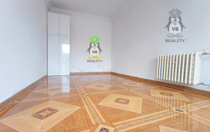 Prenájom- Obchodný priestor v Michalovciach