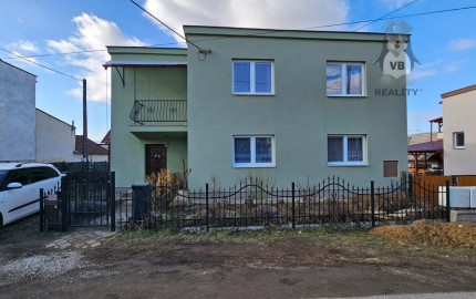 Rodinný dom s 2 samost. bytov. jednotkami v obci Jamník, SNV