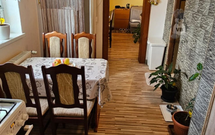 Rodinný dom s 2 samost. bytov. jednotkami v obci Jamník, SNV