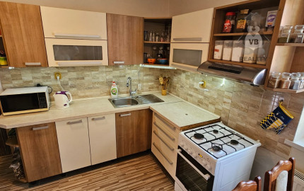 Rodinný dom s 2 samost. bytov. jednotkami v obci Jamník, SNV