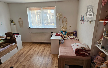 Rodinný dom s 2 samost. bytov. jednotkami v obci Jamník, SNV