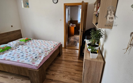 Rodinný dom s 2 samost. bytov. jednotkami v obci Jamník, SNV