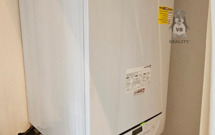 Rodinný dom s 2 samost. bytov. jednotkami v obci Jamník, SNV