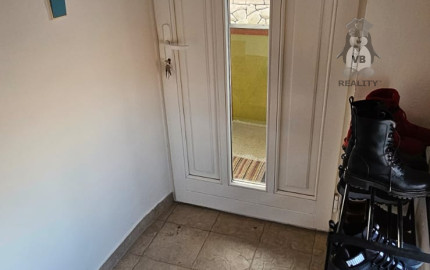 Rodinný dom s 2 samost. bytov. jednotkami v obci Jamník, SNV