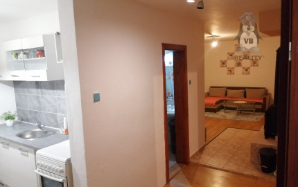 Rodinný dom s 2 samost. bytov. jednotkami v obci Jamník, SNV