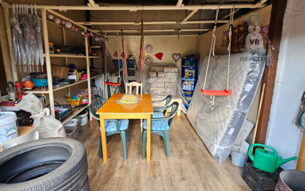 Rodinný dom s 2 samost. bytov. jednotkami v obci Jamník, SNV