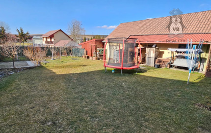 Rodinný dom s 2 samost. bytov. jednotkami v obci Jamník, SNV