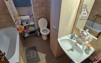 Rodinný dom s 2 samost. bytov. jednotkami v obci Jamník, SNV