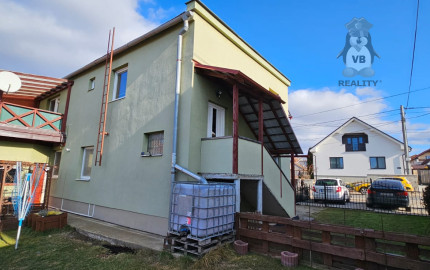 Rodinný dom s 2 samost. bytov. jednotkami v obci Jamník, SNV