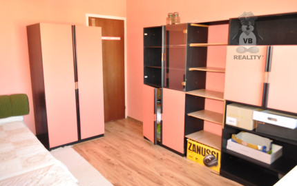 Byt 3+1 s loggiou, sídl. Mier, Sp.Nová Ves