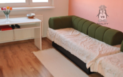 Byt 3+1 s loggiou, sídl. Mier, Sp.Nová Ves