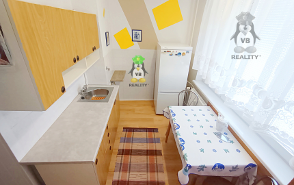 Priestranný 3-izbový byt s balkónom pri centre v Michalovciach