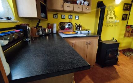 Pekná útulná chatka so záhradkou