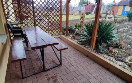 Pekná útulná chatka so záhradkou