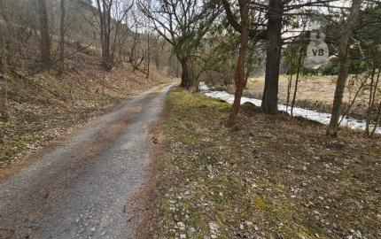 -ZNÍŽENÁ CENA- Chata v obci Mlynky, časť Rakovec, okres Spišská Nová Ves.