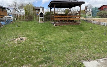Záhradka s chatkou na sídl. Tarča, Sp. Nová Ves