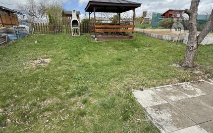 Záhradka s chatkou na sídl. Tarča, Sp. Nová Ves