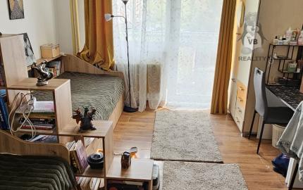 -ZNÍŽENÁ CENA- Byt 4+1 s dvoma loggiami, sídlisko Mier, Spišská Nová Ves