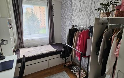 -ZNÍŽENÁ CENA- Byt 4+1 s dvoma loggiami, sídlisko Mier, Spišská Nová Ves