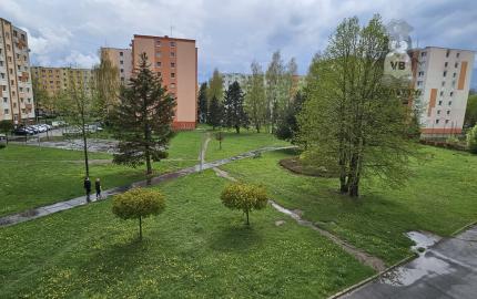 -ZNÍŽENÁ CENA- Byt 4+1 s dvoma loggiami, sídlisko Mier, Spišská Nová Ves