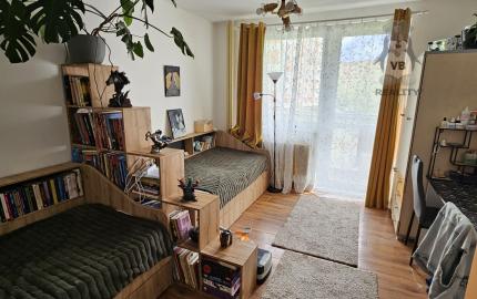 -ZNÍŽENÁ CENA- Byt 4+1 s dvoma loggiami, sídlisko Mier, Spišská Nová Ves