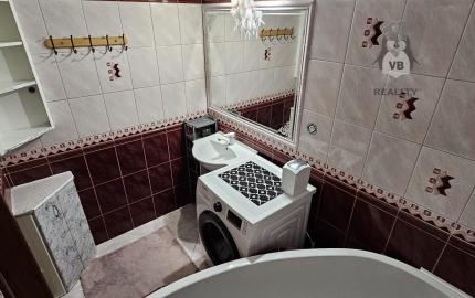 -ZNÍŽENÁ CENA- Byt 4+1 s dvoma loggiami, sídlisko Mier, Spišská Nová Ves