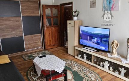 -ZNÍŽENÁ CENA- Byt 4+1 s dvoma loggiami, sídlisko Mier, Spišská Nová Ves