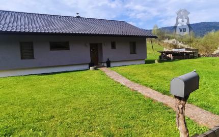 Pekná novostavba pod lesom v obci Kojšov