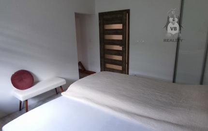 Pekná novostavba pod lesom v obci Kojšov