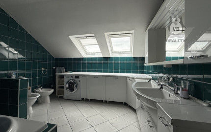 Polyfunkčný obytný dom v SNV