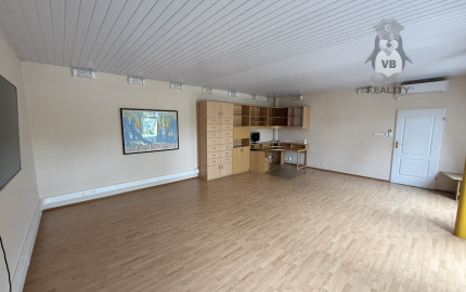 Polyfunkčný obytný dom v SNV