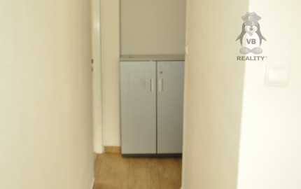 Prenájom bytu 2+1, centrum, Sp. Nová Ves